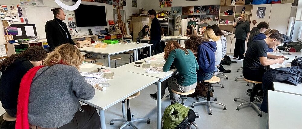 IBDP Visual Arts Students: Workshop